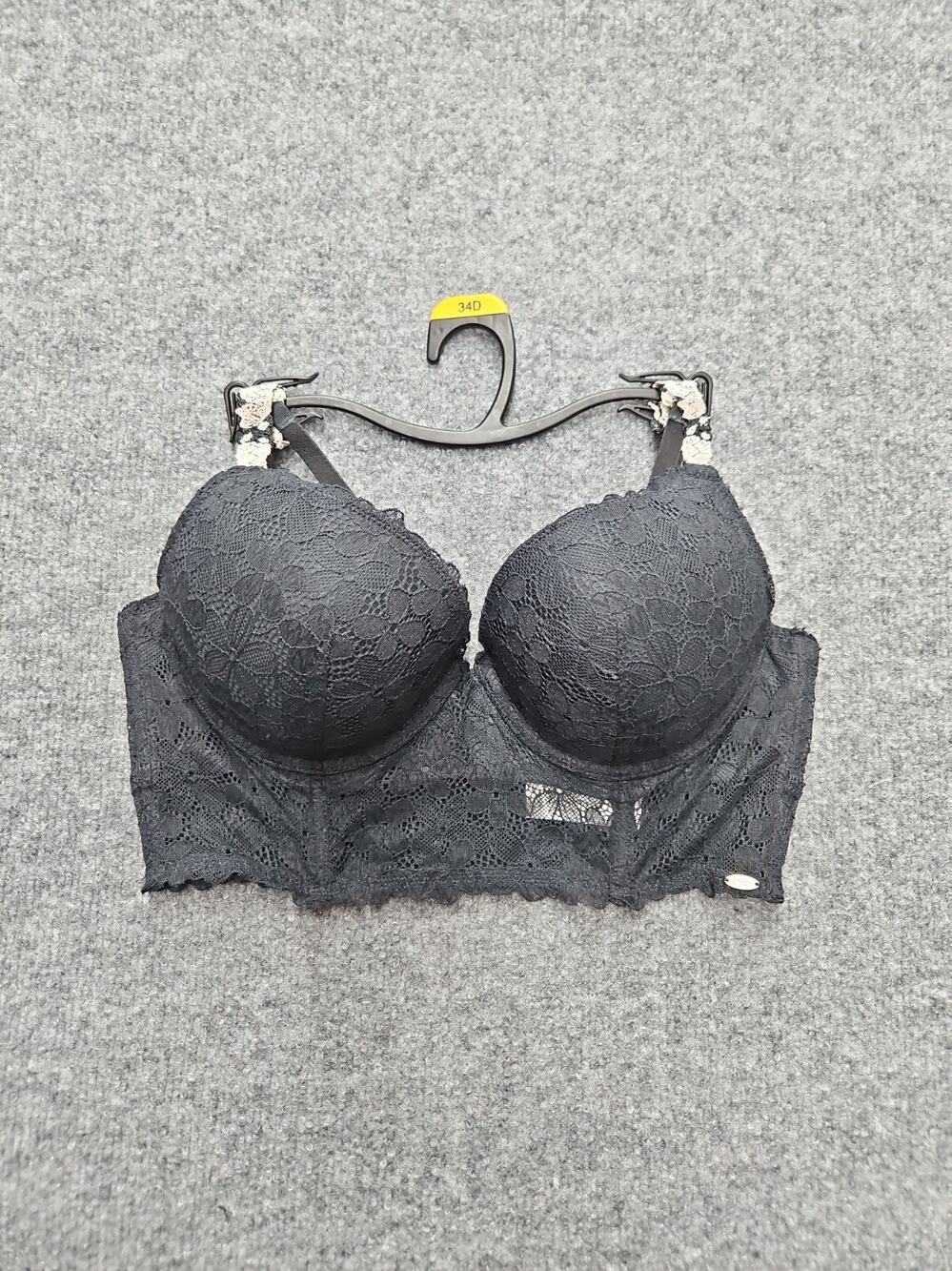 Jessica Simpson Woman's Bra Size 34D Color Black